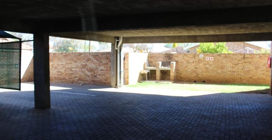 1 Bedroom Property for Sale in Bult South North West